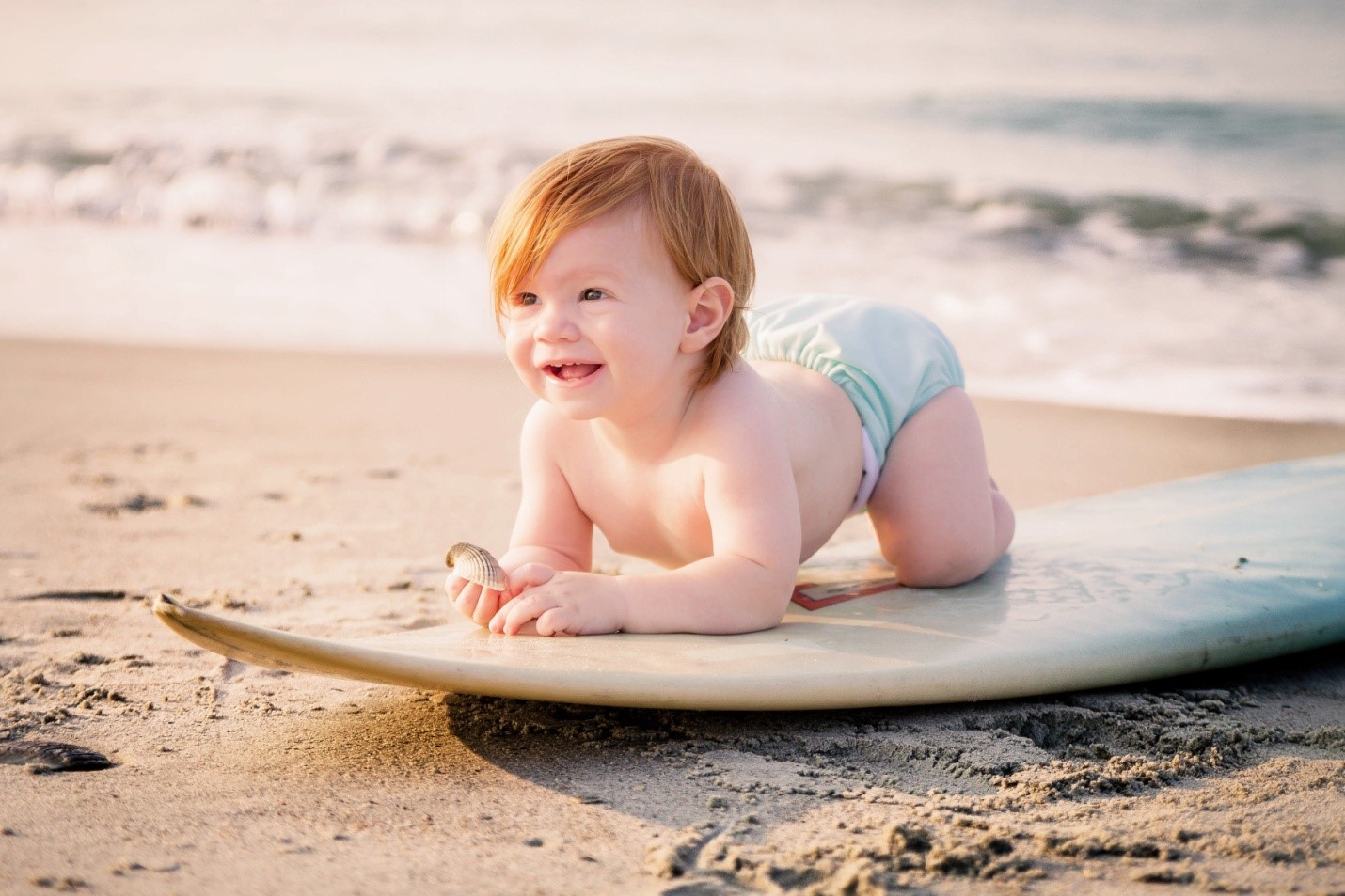 Кои са най-подходящите слънцезащитни кремове за бебе?